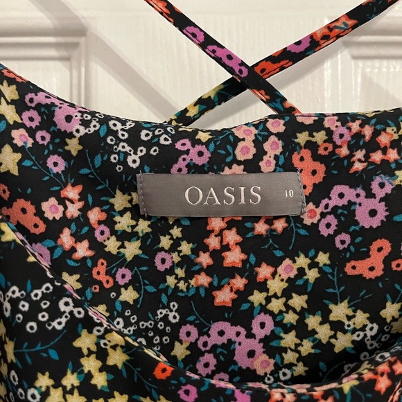 Oasis Black Ditsy Floral Off Shoulder Cami Tank Size 6 - Picture 5 of 6